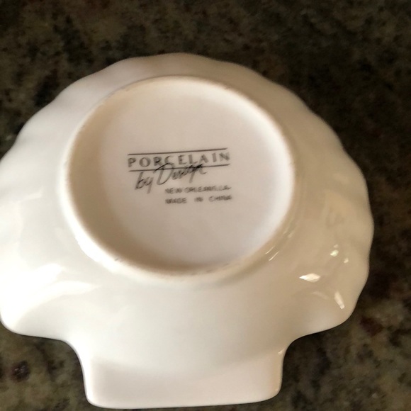 Shell shape dish - Picture 3 of 3